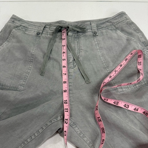 Sundance Evenfall Cargo Pants Drawstring Zippers Tencel Lt Grey Women’s Size 12P - Picture 9 of 16
